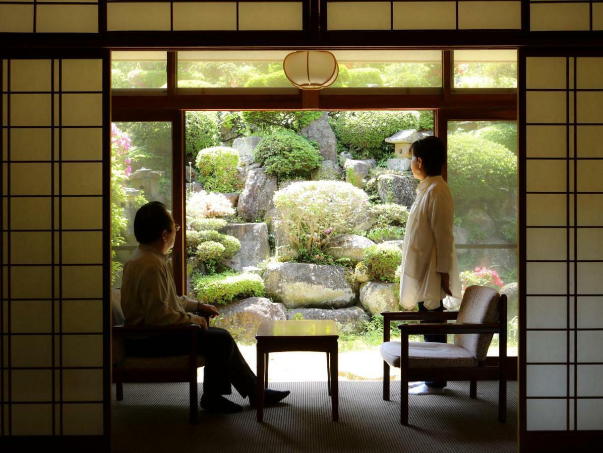 Besshoonsen Nanjyo Ryokan Ueda Esterno foto